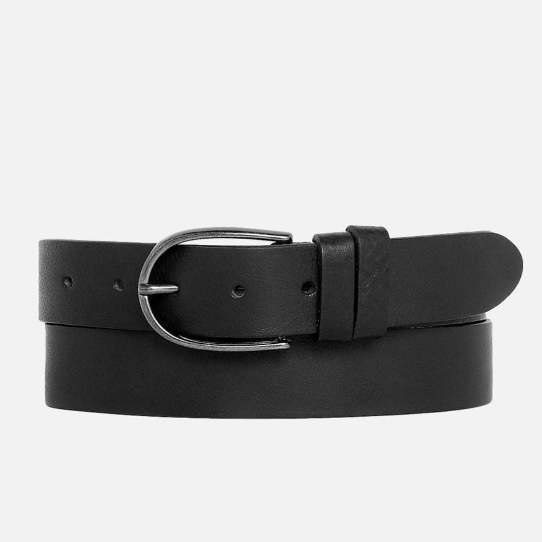 Full Grain Black Leather Belt - with silver buckle | Malvern Saddlery