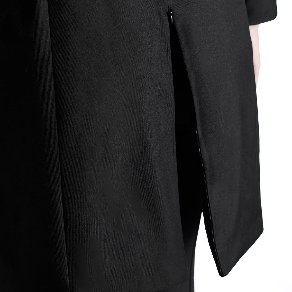 EGO7 Women's Vivienne Long Parka - Black, back riding opening | Malvern Saddlery
