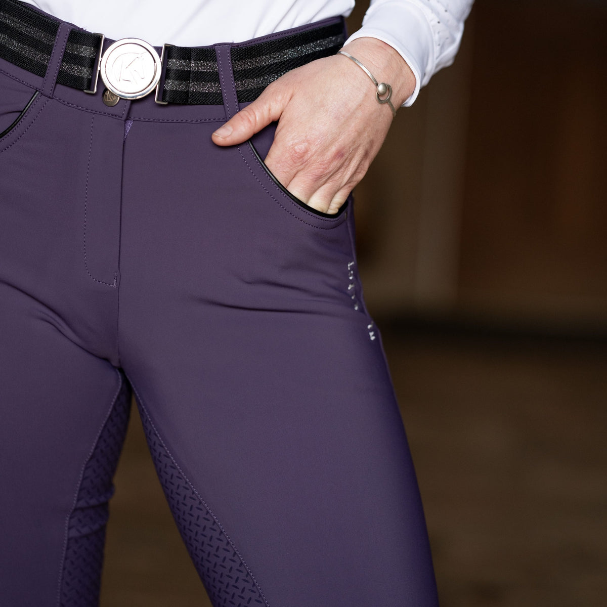 KL Select Women's Gabrielle Full Grip Breeches - Blackberry/Black, front view of waist and pockets | Malvern Saddlery