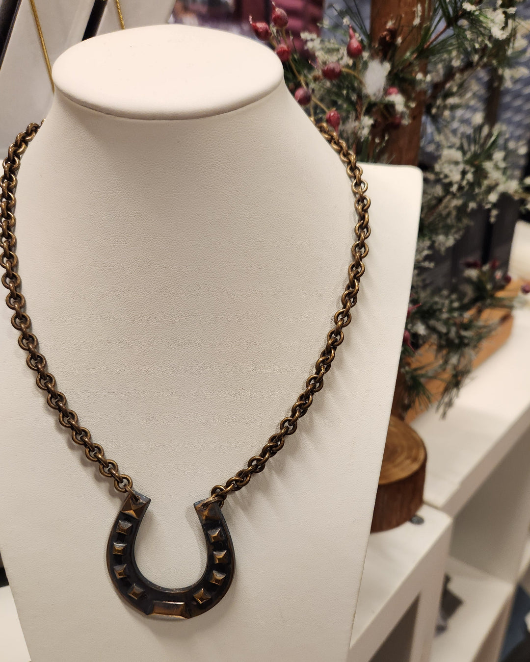 Mark Edge Horseshoe Necklace | Malvern Saddlery