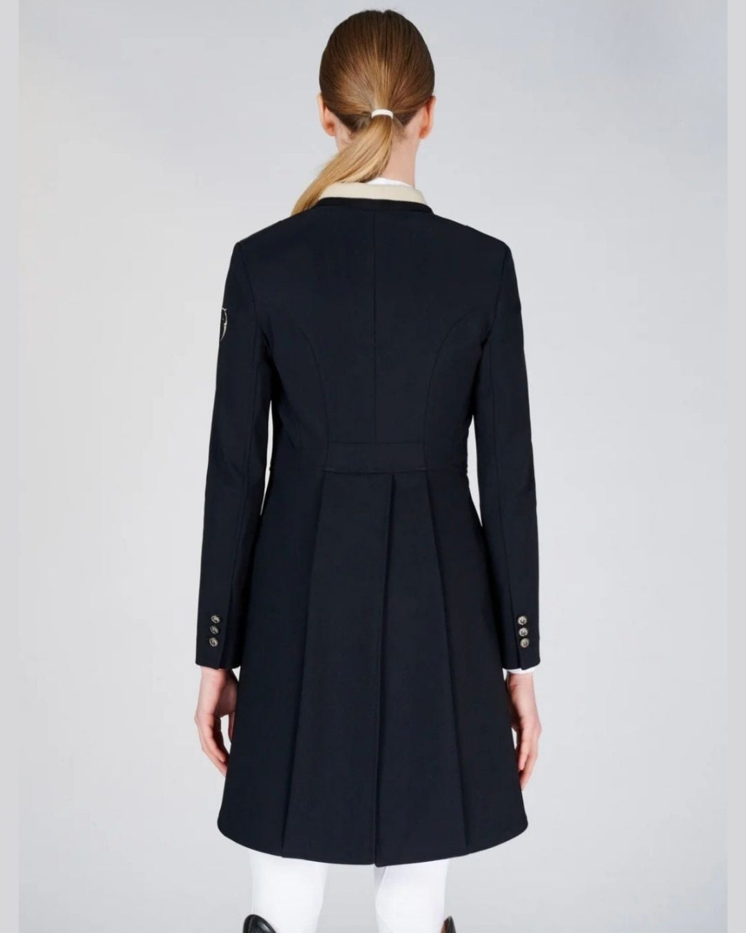 Vestrum Costanza Frack Ladies Dressage Tail Coat Shadbelly | Malvern Saddlery