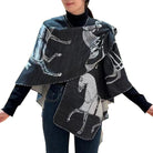 Reversible Wrap black and white, horses 'trotters'  | Malvern Saddlery