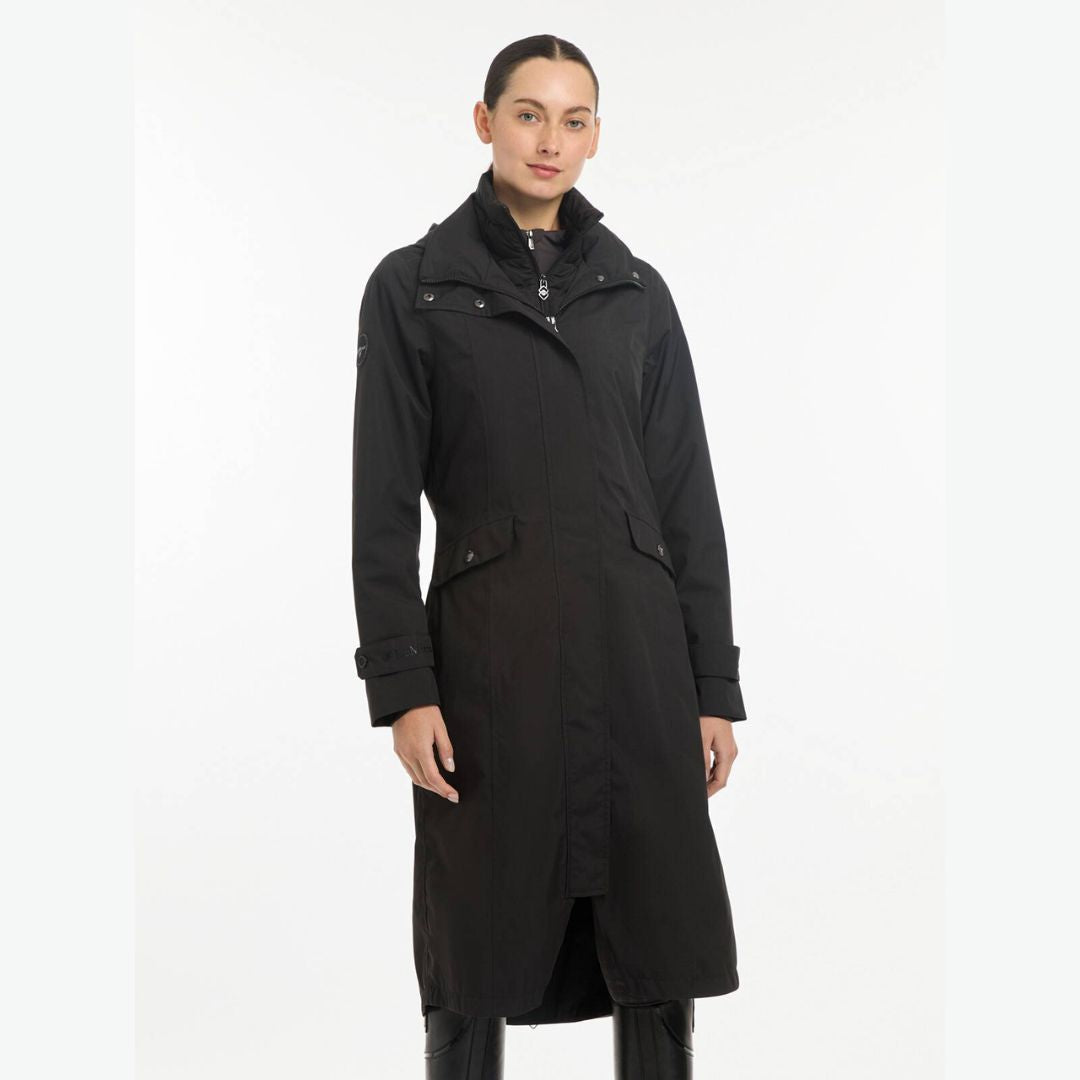 LeMieux Amelie Lightweight Raincoat - Black | Malvern Saddlery