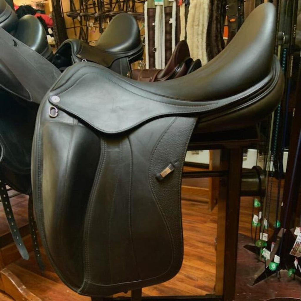 Equipe Glamour Dressage Consignment Saddle, Size 18 M+2, Black | Malvern Saddlery