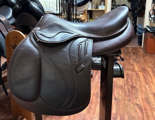 Devacoux Biarritz Consignment Saddle | Malvern Saddlery