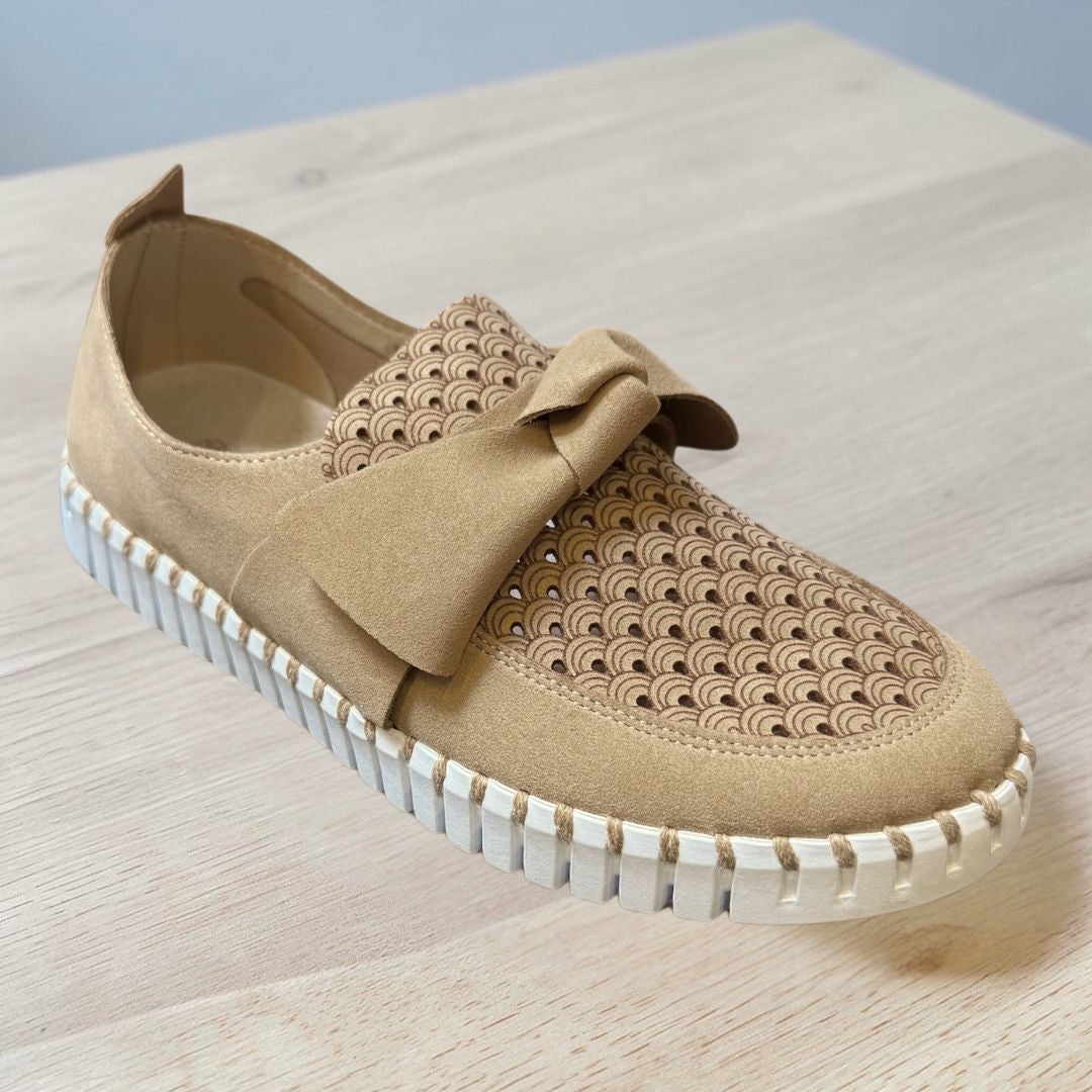 Ilse Jacobsen Tulip Loafer with Bow - Latte| Womens Flats | Malvern Saddlery