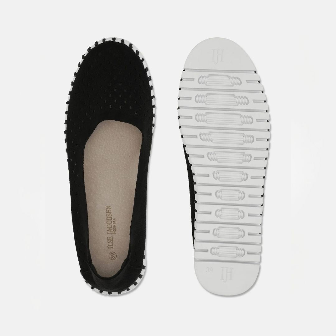 Ilse Jacobsen Tulip Ballet Flat - Black; flat lay showing top view and bottom view | Women's Shoes | Malvern Saddlery