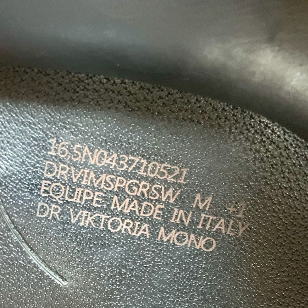 Equipe Viktoria Dressage Consignment Saddle - Size 16.5 - M+1 - imprint detail | Malvern Saddlery