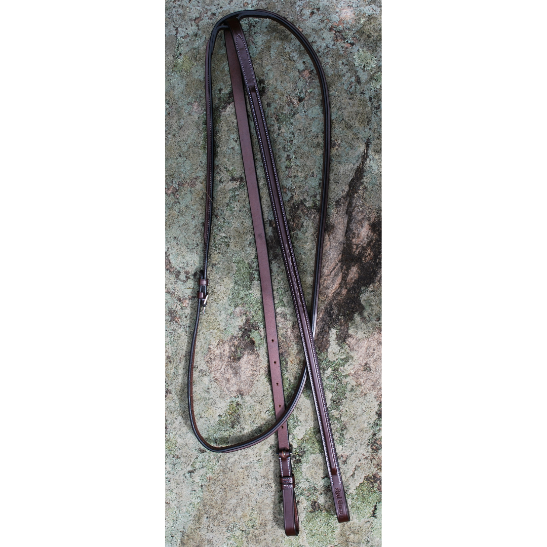 Red Barn Square Raised Hunter Martingale | Malvern Saddlery