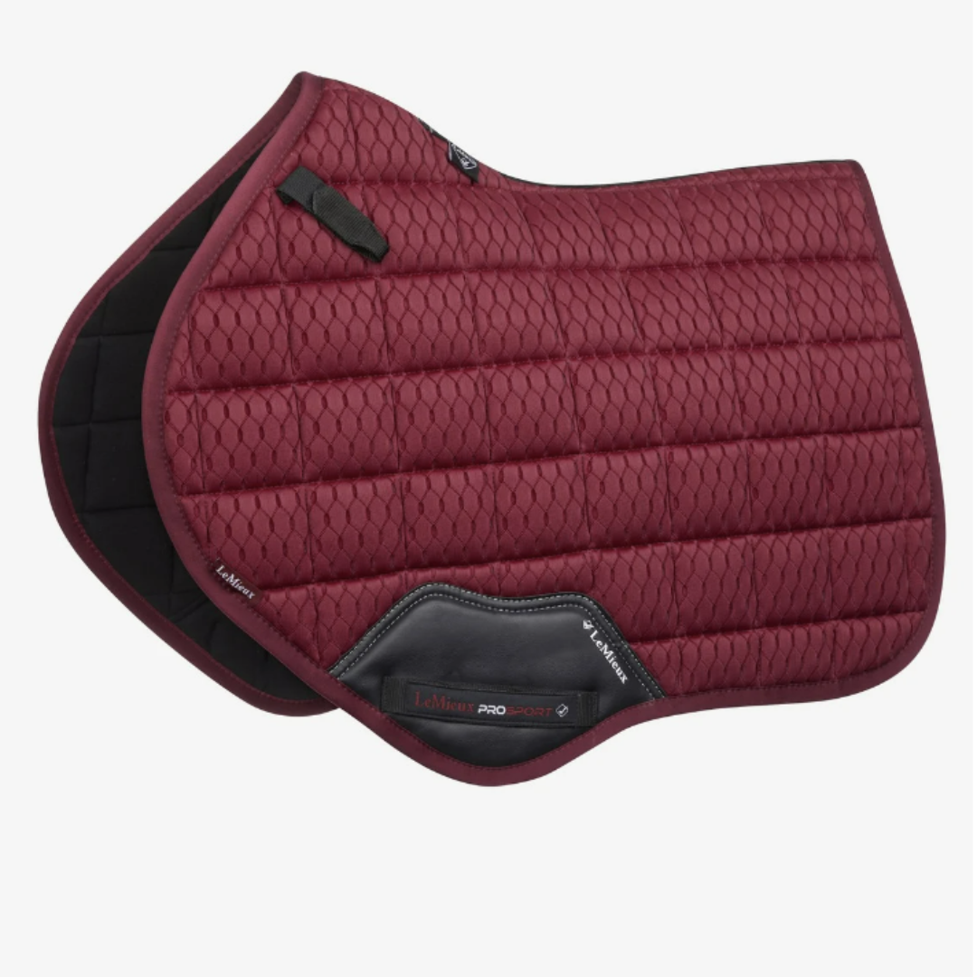 LeMieux Carbon Mesh Close Contact Saddle Pad - Mulberry | Malvern Saddlery